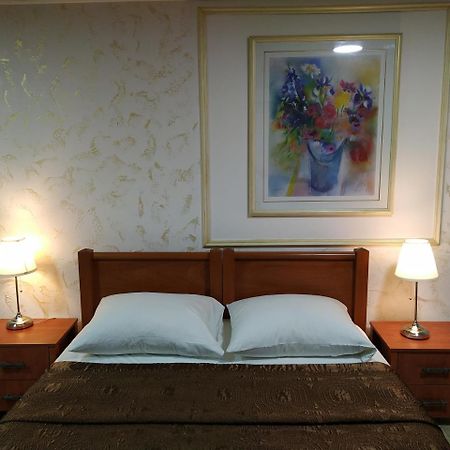 Hotel Rothschild 37 Bat Yam Eksteriør billede