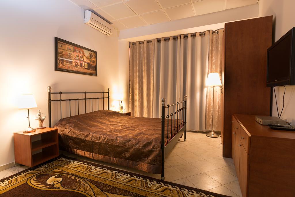 Hotel Rothschild 37 Bat Yam Værelse billede