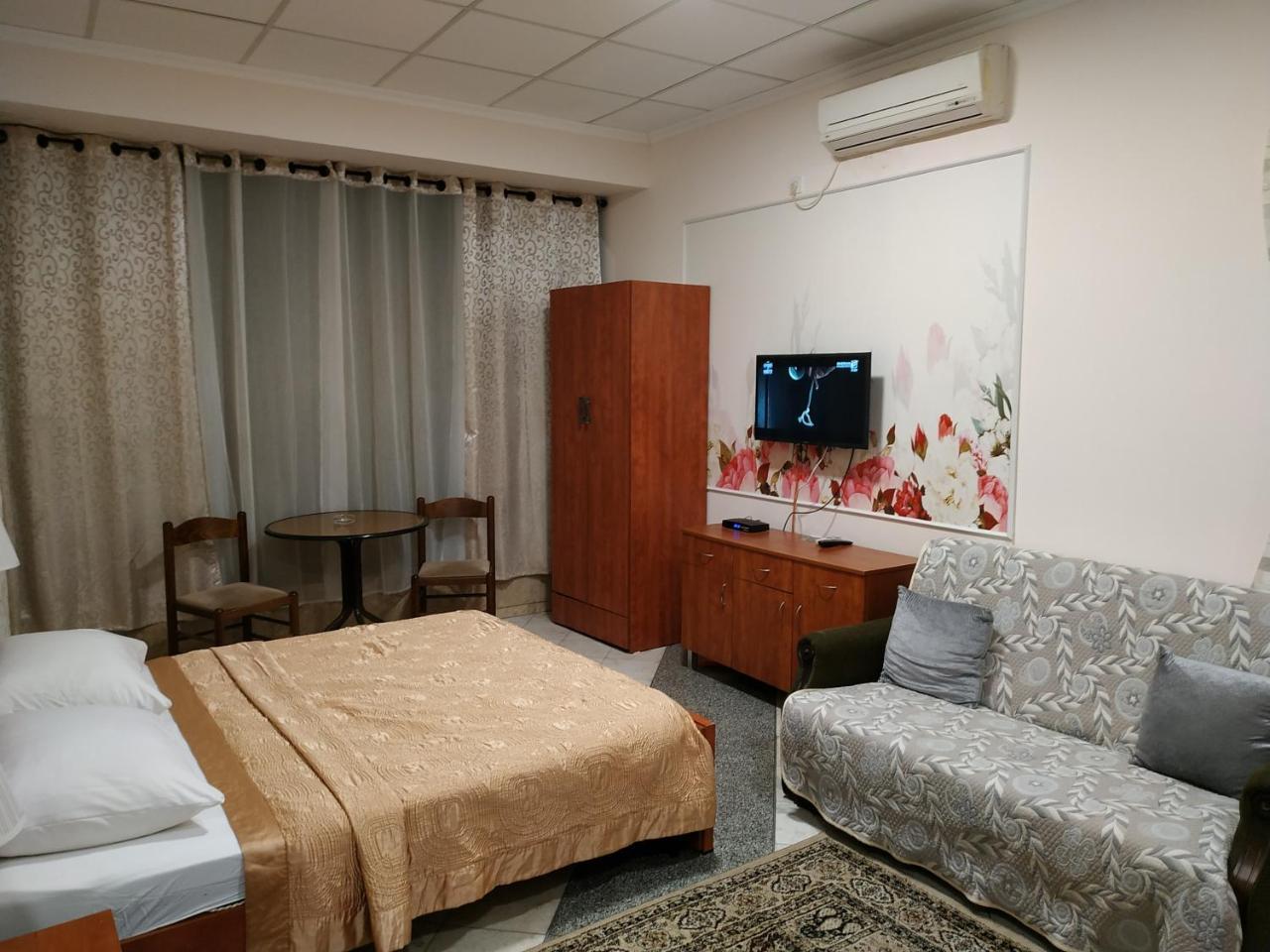 Hotel Rothschild 37 Bat Yam Eksteriør billede